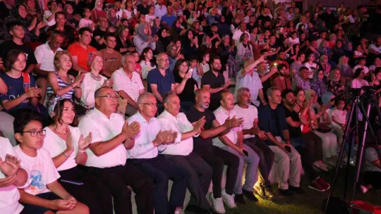 Mevlana Meydanı'nda Muhteşem Konser