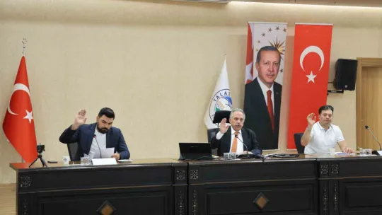Talas Meclisi'nde 22 Madde Görüşüldü