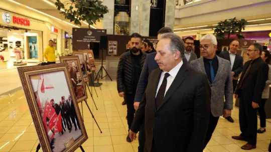 Talas, Mehmet Akif'i sergiyle andı