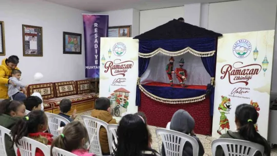 Talas'ta çocuklara 'kukla' ile Ramazan eğlencesi