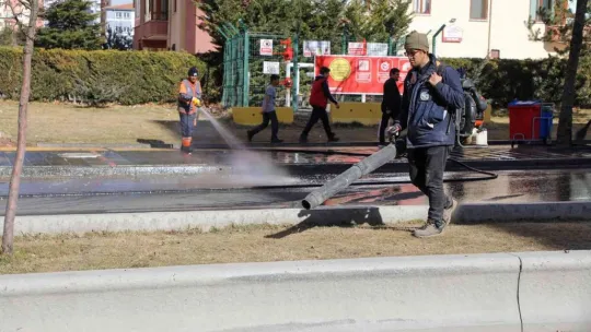 Talas'ta erken bahar temizliği