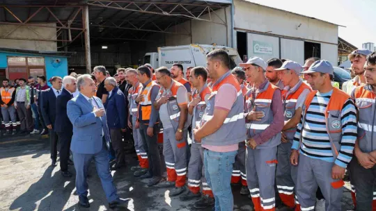 Talas'ta mesai bayramlaşma ile başladı