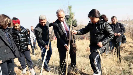 Talas'ta şenlik gibi ağaçlandırma günü