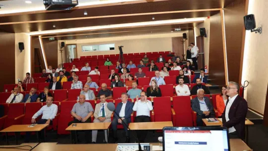 Talas'ta stratejik plan eğitimi düzenlendi
