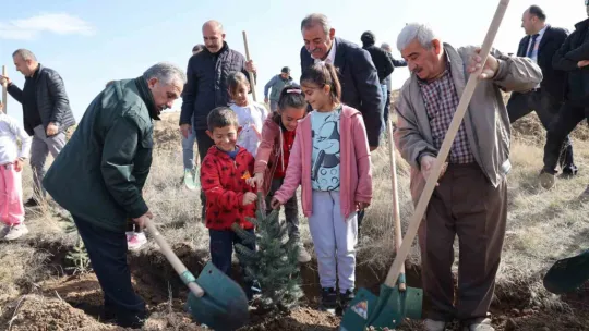 Talas'ta topyekun Ağaçlandırma Günü etkinliği