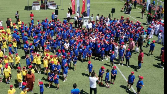 Talas'ta Yaz Spor Kurslarına Coşkulu Açılış