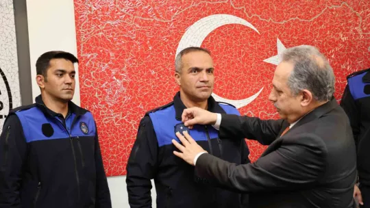 Talas'ta yeni komiserler yıldız taktı