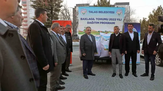 Talas'tan kırsala hizmet yağmuru