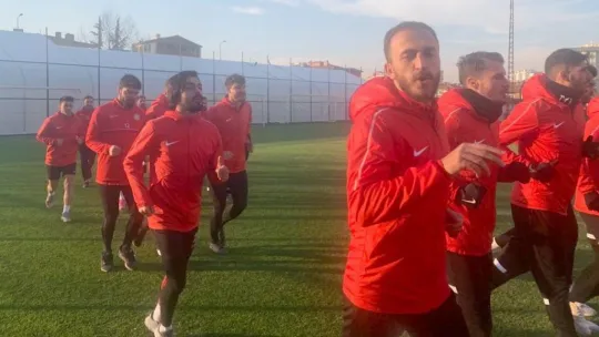 Talasgücü Belediyespor ikinci yarı için topbaşı yaptı