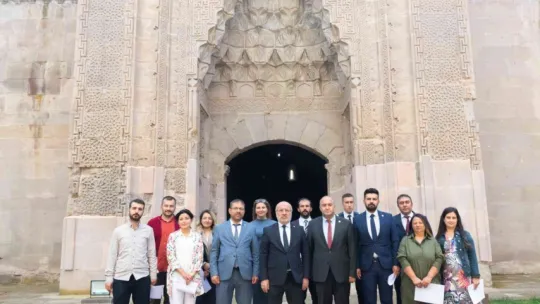 Tarihi Kervansaray'da KAYÜ Bünyan MYO'nun Akademik Kurul Toplantısı yapıldı