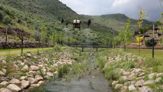 Talas'ta, sinekle mücadelede dron devri