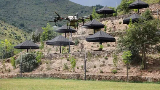 Talas'ta, sinekle mücadelede dron devri