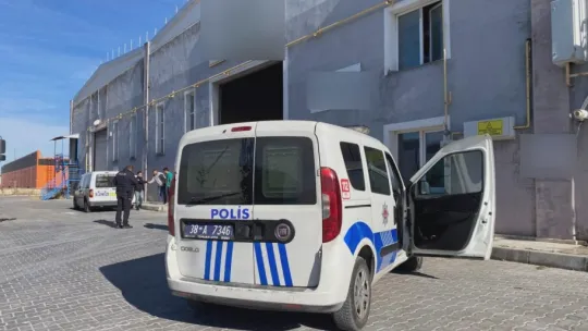 Tavanı çöken kabinden düşen işçi ağır yaralandı