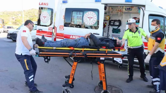 İşçi servisine tır çarptı, can pazarı yaşandı: 33 yaralı