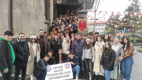 Tomarzalı öğrenciler Anıtkabir'i ziyaret etti
