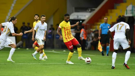 Trendyol Süper Lig: Kayserispor: 2 - Samsunspor: 1