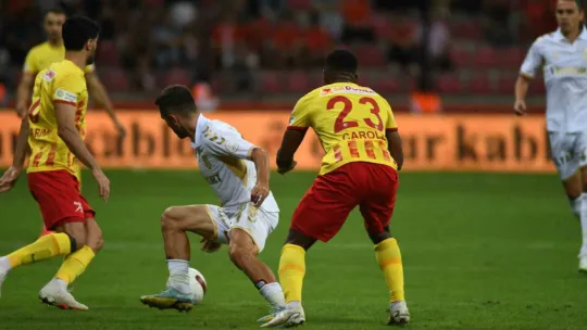 Sezonun ilk 3 Puanı: Kayserispor: 2 - Samsunspor: 1