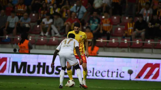 Sezonun ilk 3 Puanı: Kayserispor: 2 - Samsunspor: 1