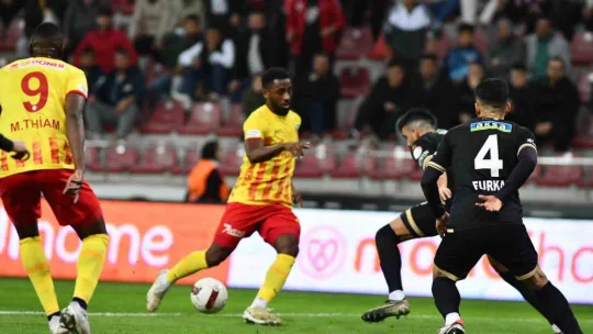 Süper Lig'de Alanyaspor Karşısında Kayserispor 3 puan aldı
