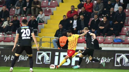 Süper Lig'de Alanyaspor Karşısında Kayserispor 3 puan aldı