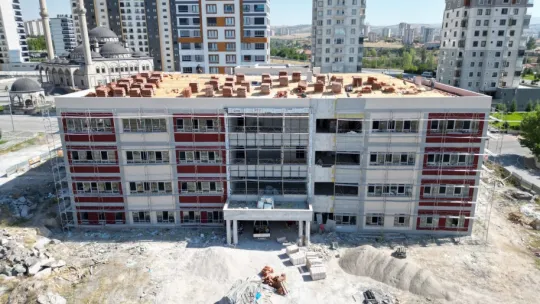 Türkiye'de en Çok Okul Yapan Melikgazi'de Okul Yapımları Devam Ediyor
