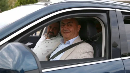 Türkiye'nin ilk yerli otomobili Togg, KAYSO'ya teslim edildi