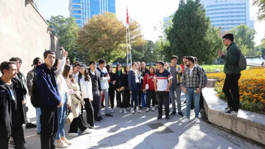 Üniversite Öğrencilerine Kültür Yolu Gezisi