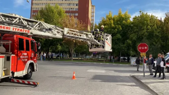 Unutulan sigara yangın çıkardı