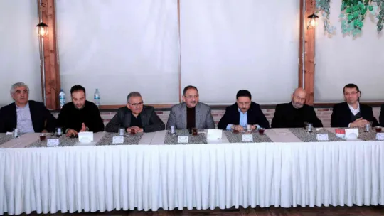 Uyuşturucuya karşı hayırsever zirvesi