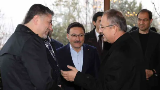 Uyuşturucuya karşı hayırsever zirvesi
