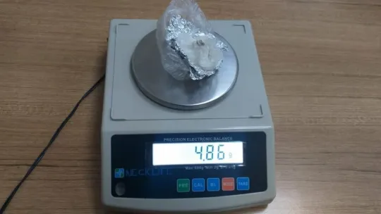 Uyuşturucuyu aracın altına attı, Güven Timleri'nden kaçamadı