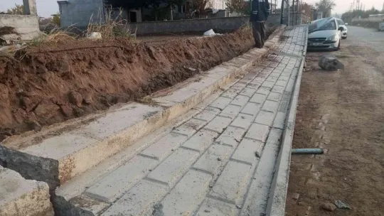 Üzerine duvar devrilen işçi hayatını kaybetti