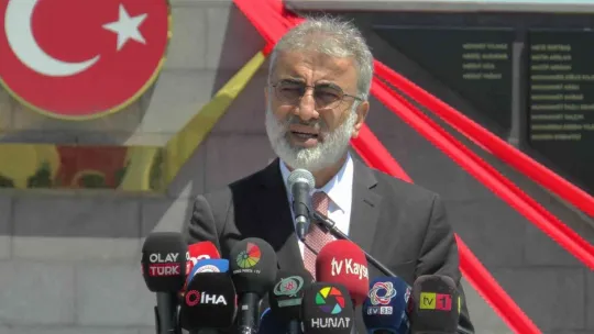 Vali Çiçek: '15 Temmuz'da Türk milleti dünya milletlerine örnek oldu'