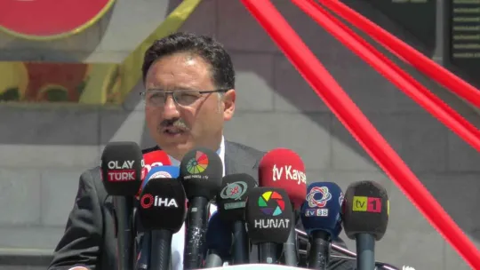 Vali Çiçek: '15 Temmuz'da Türk milleti dünya milletlerine örnek oldu'