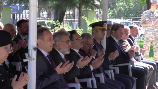 Vali Çiçek: '15 Temmuz'da Türk milleti dünya milletlerine örnek oldu'