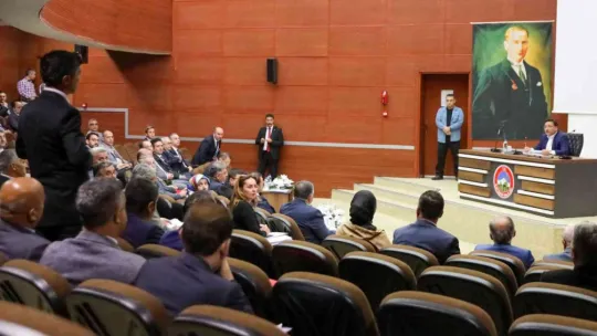 Vali Çiçek: 'Amacımız vatandaşlarımıza en iyi hizmeti sunmak'
