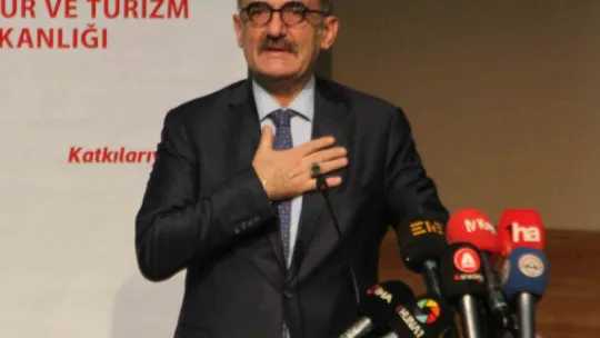 Vali Çiçek: 'Birçok masum gibi gördüğümüz şeylerin aslında hırsızlık olduğunu bu programlar sayesinde görüyoruz'