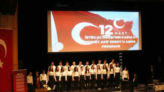 Vali Çiçek: 'İstiklal Marşı'mız başlı başına bir şaheserdir'
