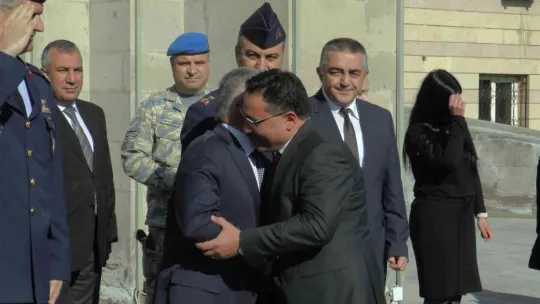 Vali Çiçek: 'Sadece Kayseri Valisi değil Kayseri'nin bir evladı olmaya geldim'