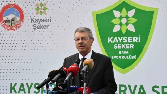 Vali Çiçek: 'Spor okullarıyla gençlerimizi yalnız bırakmayacağımızın haykırışını ortaya koyuyoruz'
