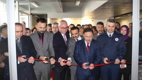 Vali Çiçek: 'Türk dünyası büyük bir dünya'