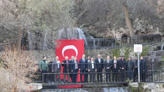 Vali Çiçek, Özvatan'ı ziyaret etti