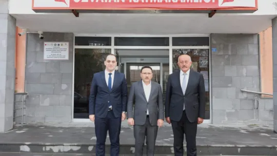 Vali Çiçek, Özvatan'ı ziyaret etti