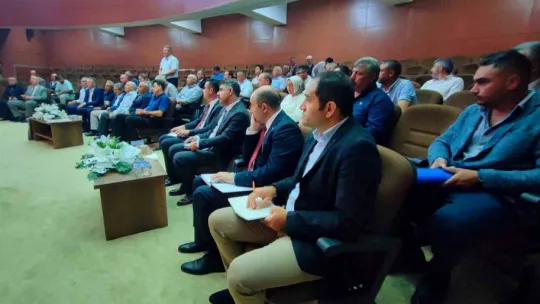 Vali Çiçek, muhtarlarla bir araya geldi
