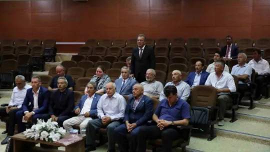 Vali Çiçek, muhtarlarla bir araya geldi
