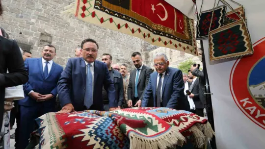 Vali Çiçek'ten Başkan Büyükkılıç'a teşekkür