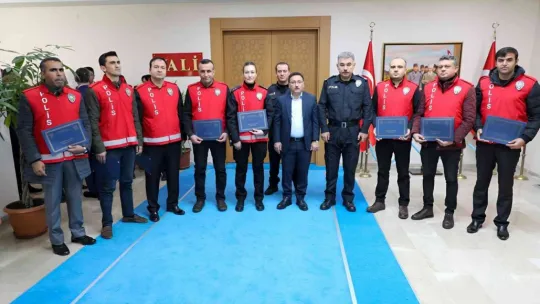 Vali Çiçek'ten Güven Timlerine başarı belgesi