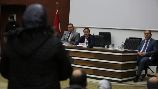 Vali Çiçek vatandaşlarla buluştu