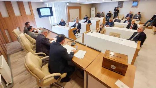 Yahyalı Belediyesi'nde 2022'nin ilk meclisi yapıldı