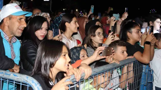 Yahyalı'da 'Elma, Kültür ve Turizm Festivali' coşkuyla başladı
